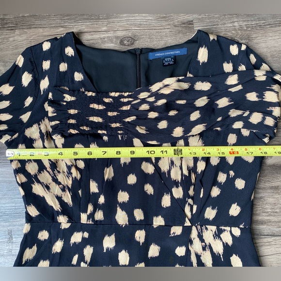 French Connection Women’s Black and Cream Patterned Mini Dress Size 8 - Picture 6 of 11